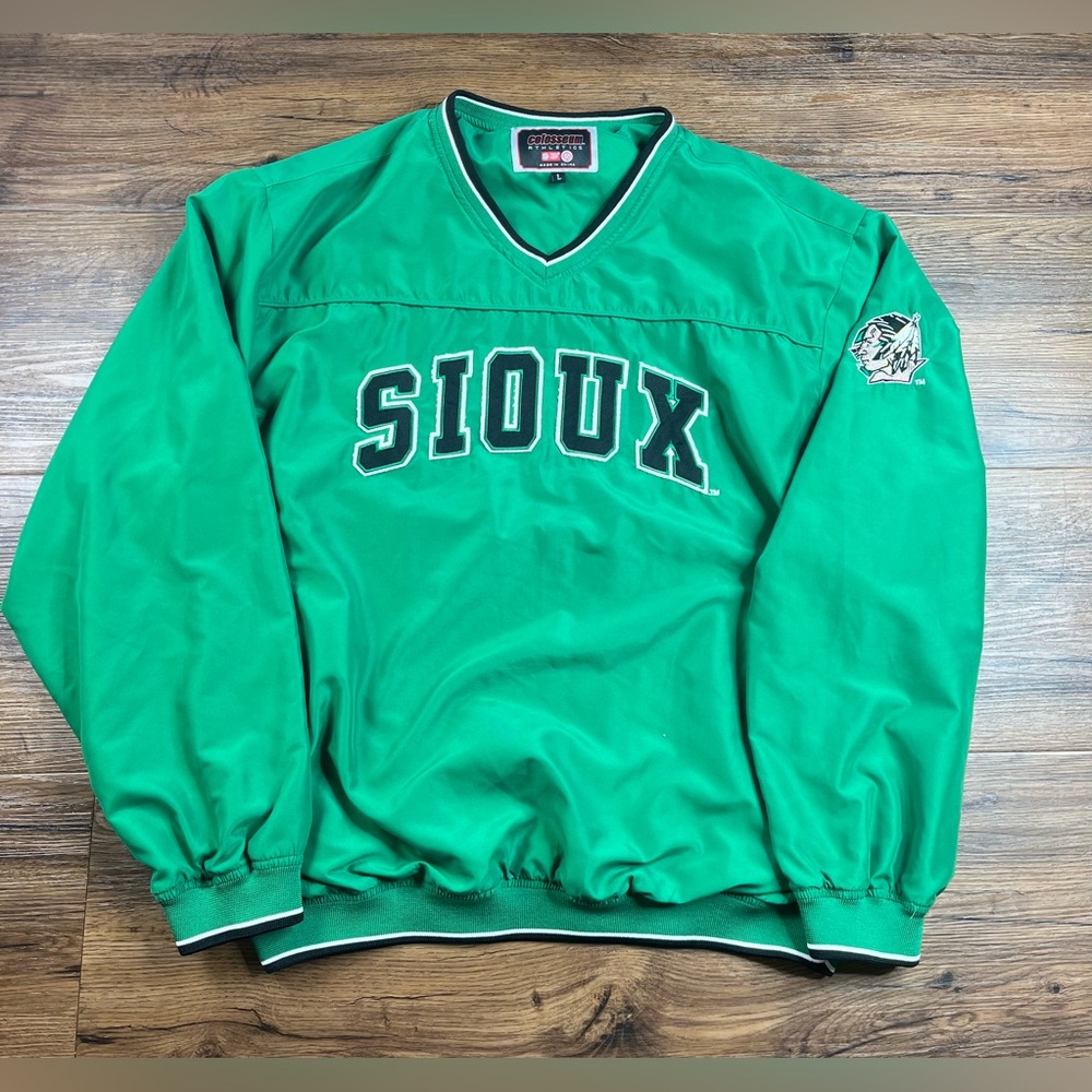 University of North Dakota Fighting Sioux Windbreaker